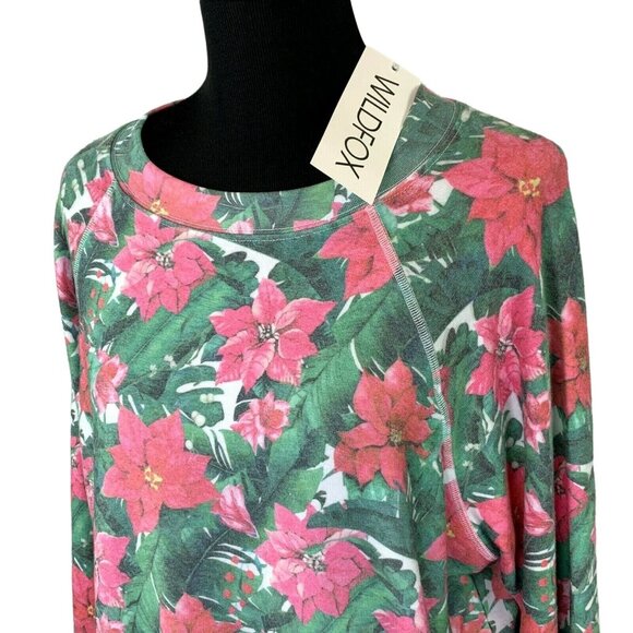 Wildfox Poinsettia Floral Christmas Sweater S Oversized Top Flower Muted NWT - Picture 2 of 6